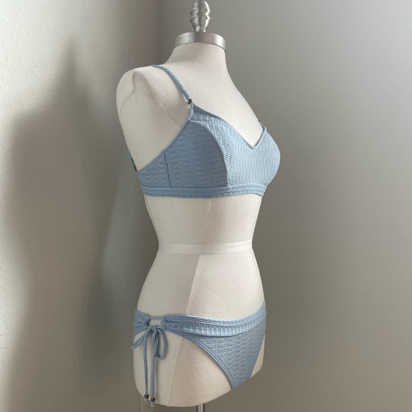 LUCKY Bikini 2pcs ‘Shoreline Chic’ Bralette top + bottom - Picture 10 of 16